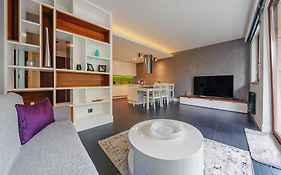 Olivia Apartment